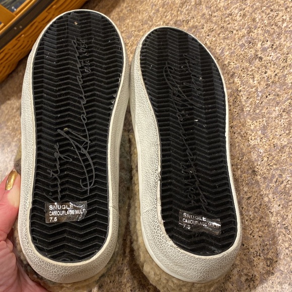 Vintage Havana Fuzzy Camouflage Multi Slip On Sneaker Shoes 7.5 - Picture 12 of 17